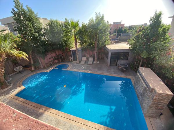 A vendre, Villa Moderne de 5 Chambres avec Vue sur l'Atlas - Route de l'Ourika - 18 km de Marrakech