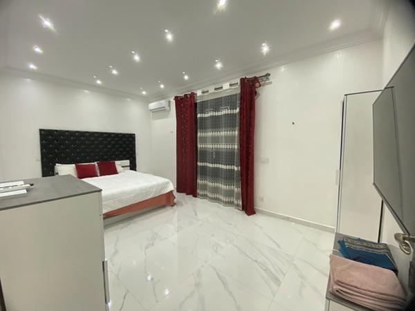 A vendre, Villa Moderne de 5 Chambres avec Vue sur l'Atlas - Route de l'Ourika - 18 km de Marrakech