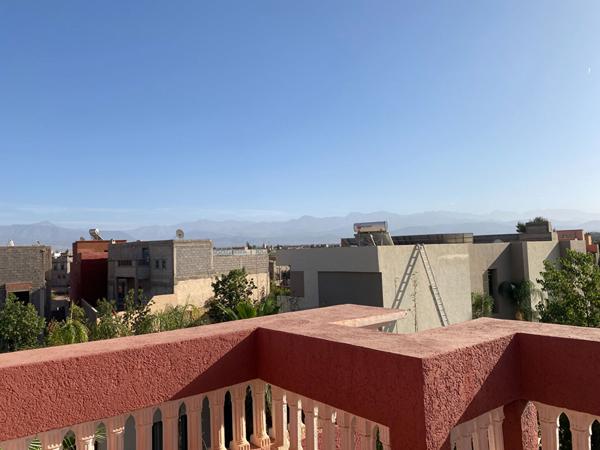 A vendre, Villa Moderne de 5 Chambres avec Vue sur l'Atlas - Route de l'Ourika - 18 km de Marrakech