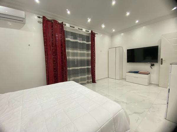 A vendre, Villa Moderne de 5 Chambres avec Vue sur l'Atlas - Route de l'Ourika - 18 km de Marrakech