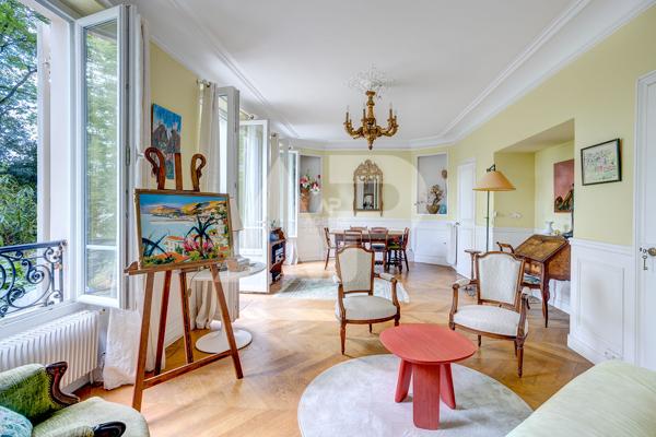 SEVRES RIVE DROITE - APPARTEMENT AVEC JARDIN 790 000 € **  - Référence  642-S