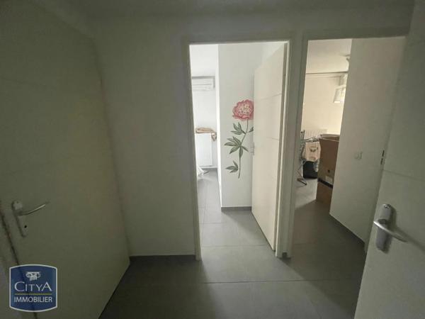 Appartement à louer 3 pièces 62.88m² La Fare-les-Oliviers (13580)