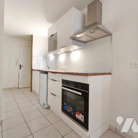 HABITER/INVESTIR - Gap centre-ville - Appt T2 de 40,71 m² ent. rénové - Cuisine équipée ...