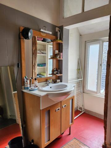 Immeuble de rapport, centre ville de Montignac-Lascaux