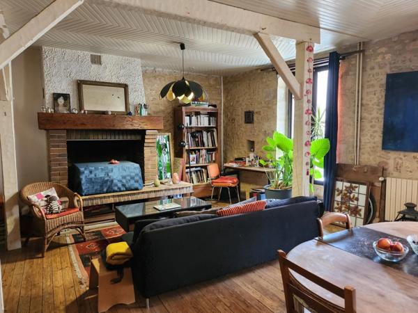 Immeuble de rapport, centre ville de Montignac-Lascaux