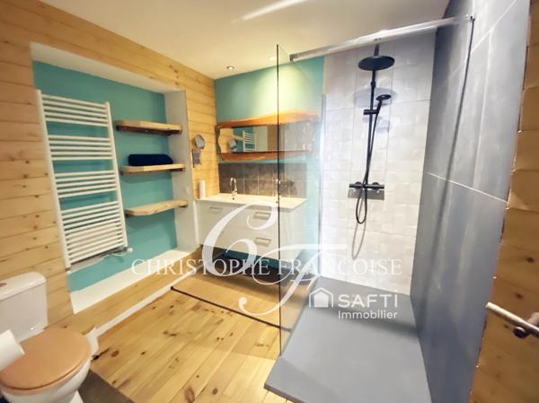 Bâtisse de caractère, rénovée avec gout et qualité