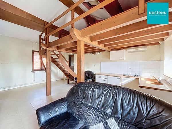 Corps de ferme en pierre de 200 m² à rénover sur La Fouillouse 42480