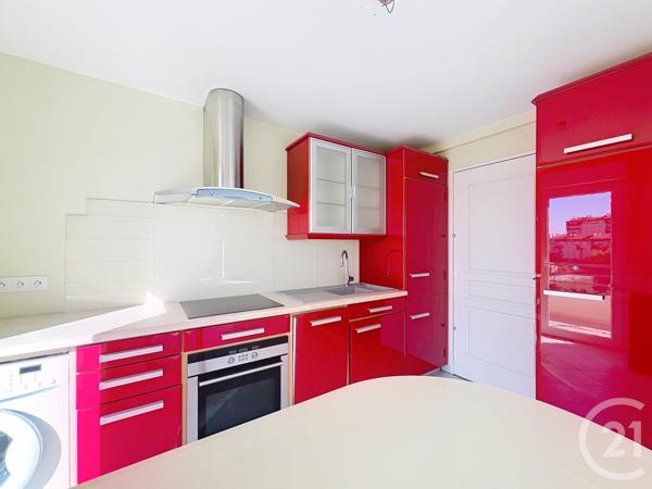 Appartement F3 à vendre  3 pièces - 76,40 m2 FREJUS - 83