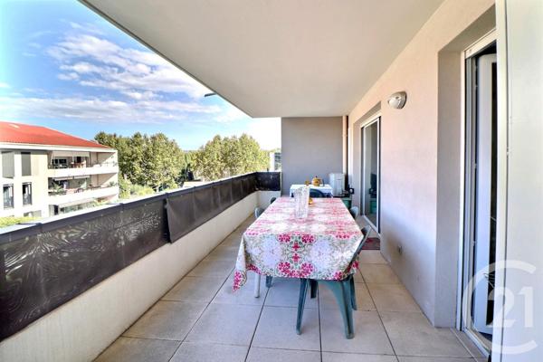 Appartement F3 à vendre  3 pièces - 67 m2 FREJUS - 83