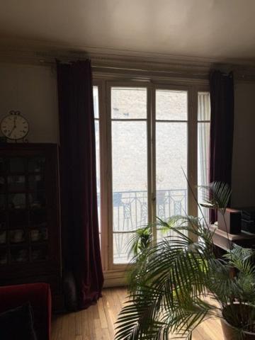 Appartement dans le triangle d'or, quartier des Champs Elysées !!!!!!!!!!