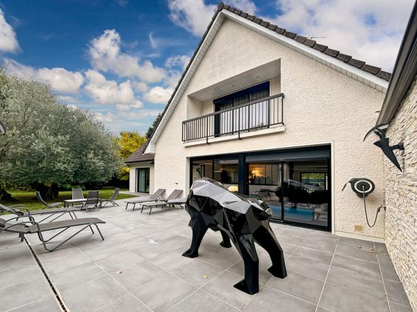 Maison Ballainvilliers 8 pièce(s) 331 m2