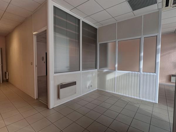 Villeneuve-sur-Lot (47300) Villeneuve-sur-Lot rive droite, local commercial ou professionnel à vendre