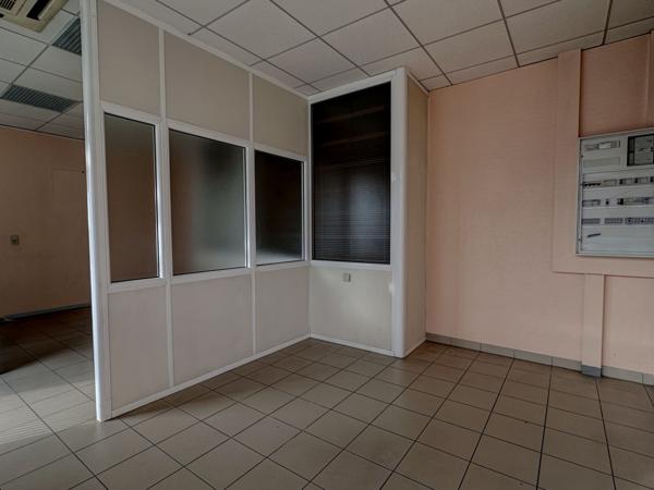 Villeneuve-sur-Lot (47300) Villeneuve-sur-Lot rive droite, local commercial ou professionnel à vendre