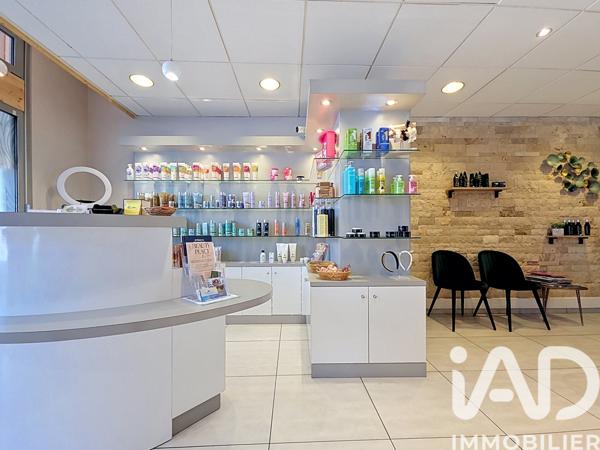 Esthétique, Coiffure​ à vendre 80 m² Frangy