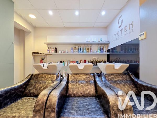 Esthétique, Coiffure​ à vendre 80 m² Frangy