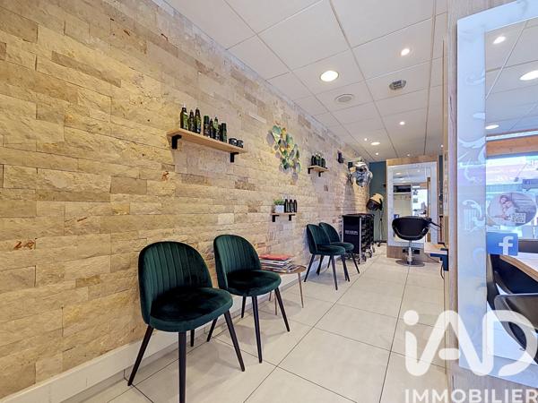 Esthétique, Coiffure​ à vendre 80 m² Frangy