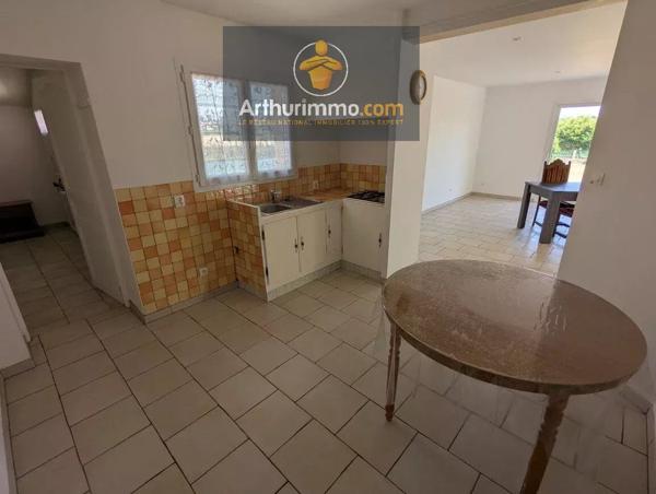 Vente                                                      Maison
                        
                     5 pièces                      146 m2                     à Josselin