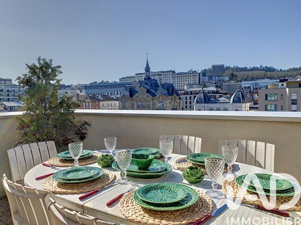 Appartement à vendre 5 pièces 102 m² Suresnes