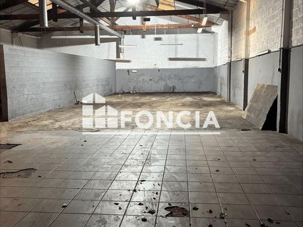 Location Local commercial 385.79 m² - 96 BD VIALA Marseille 13015