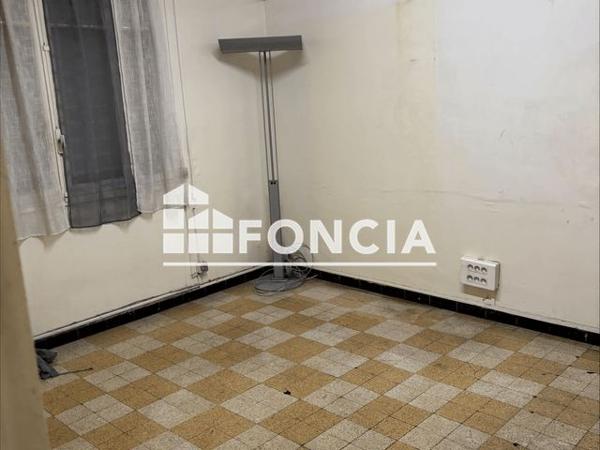 Location Local commercial 385.79 m² - 96 BD VIALA Marseille 13015
