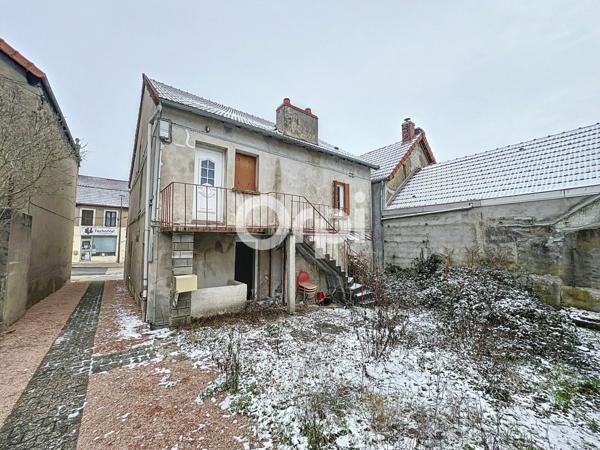 Immeuble à vendre    3 pièces •  Saint-Éloy-les-Mines