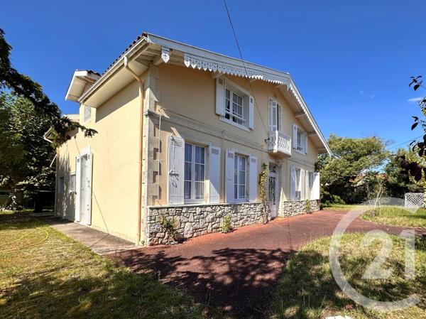 Maison à vendre  6 pièces - 246 m2 ANDERNOS LES BAINS - 33