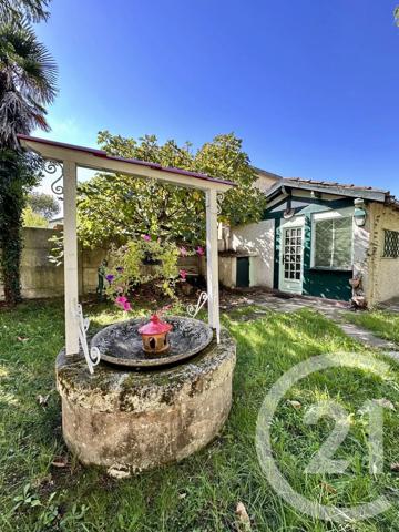 Maison à vendre  6 pièces - 246 m 2   ANDERNOS LES BAINS  - 33