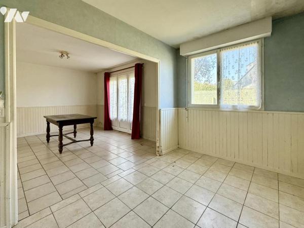 DAMGAN : maison à rénover au calme