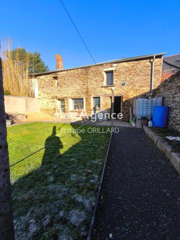 Maison à POUANCE, 49420 - 6 pièces 142m²