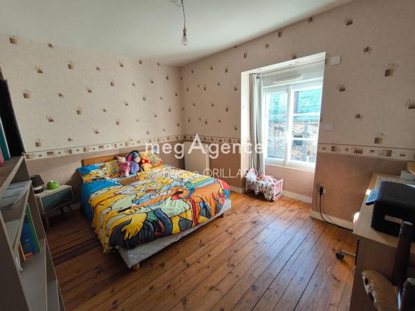 Maison à POUANCE, 49420 - 6 pièces 142m²