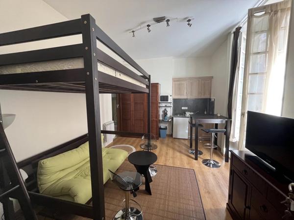 Location                                                      Appartement
                        
                     1 pièces                      20 m2                     à Brive-la-Gaillarde