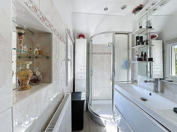 EN EXCLUSIVITÉ – Maison familiale à Villeneuve-Saint-Georges, quartier pavillonnaire calme