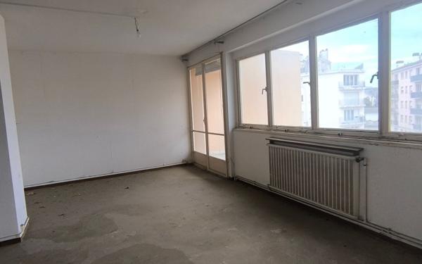 Appartement à vendre    3 pièces • 73 m2 Pau