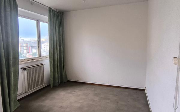 Appartement à vendre    3 pièces • 73 m2 Pau
