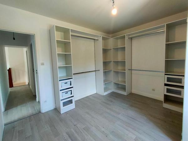 PROPRIETE : MAISON EN PIERRE 150 m²  + ECHOPPE 120 m² + HANGAR 230 m² - TERRAIN 1 HECTARE