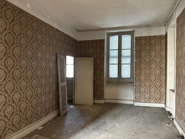 Appartement à vendre |  Lannemezan |  10 pièces | 220 m²