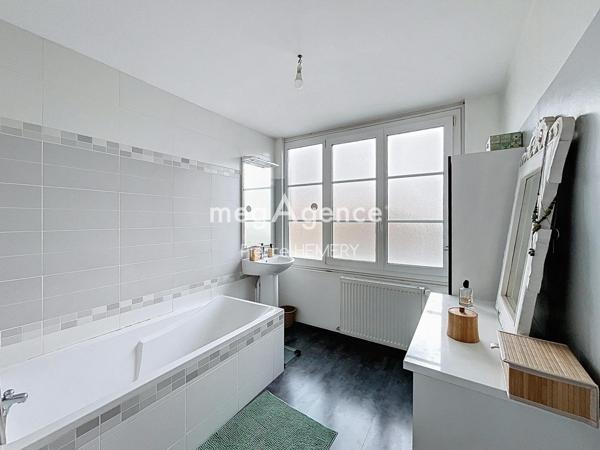 Maison à ALENCON, 61000 - 6 pièces 119m²