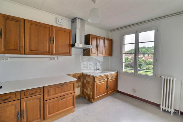 Appartement type T4 dans Figeac