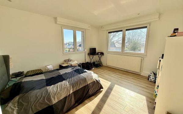 Appartement à vendre    4 pièces • 99 m2 Mundolsheim