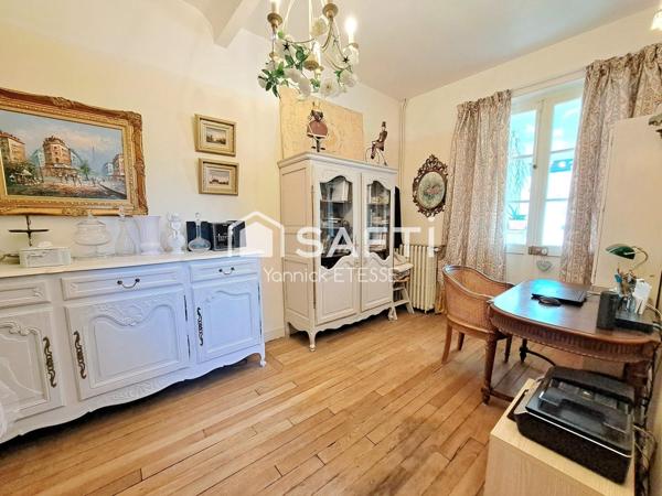 MÉRIEL – Demeure de caractère 165 m2, 5 chambres, 557 m² de terrain, gare ligne H à 7 mns à pied.