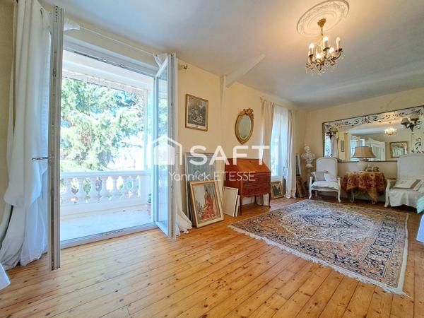 MÉRIEL – Demeure de caractère 165 m2, 5 chambres, 557 m² de terrain, gare ligne H à 7 mns à pied.