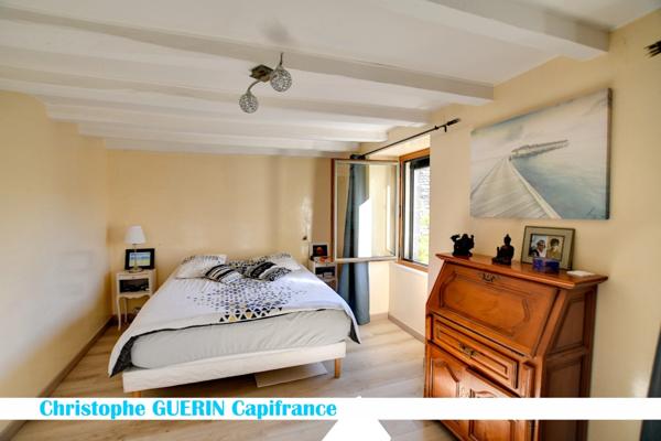 Maison à vendre 8 pièces proche de CHAMPNIERS (16)