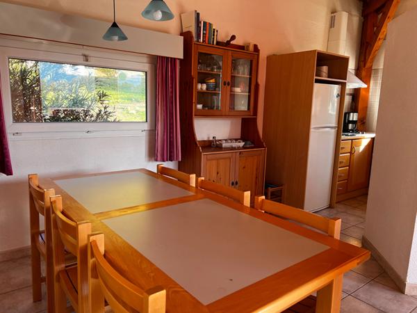 Belle vue dans un cadre verdoyant, maison 2 chambres