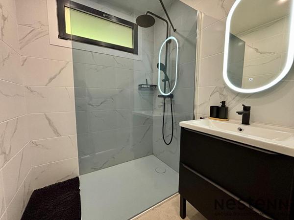 Maison individuelle T5 de 140 m2 sur 880 m2 de terrain