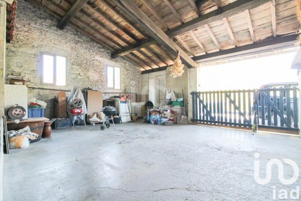Maison 5 pièces de 125 m² à Camarès (12360)