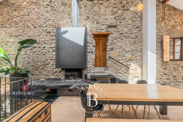 Sciez, Maison 5 Chambres -  304 m² à vendre