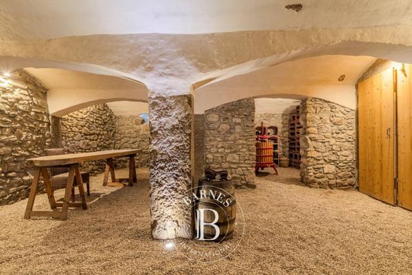 Sciez, Maison 5 Chambres -  304 m² à vendre