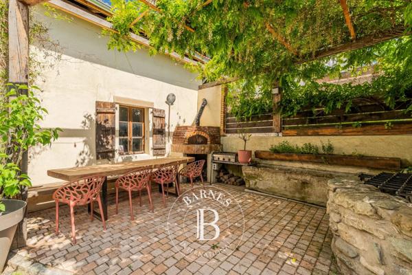 Sciez, Maison 5 Chambres -  304 m² à vendre