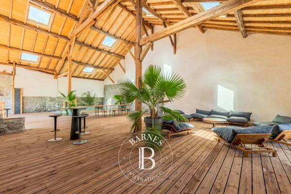 Sciez, Maison 5 Chambres -  304 m² à vendre