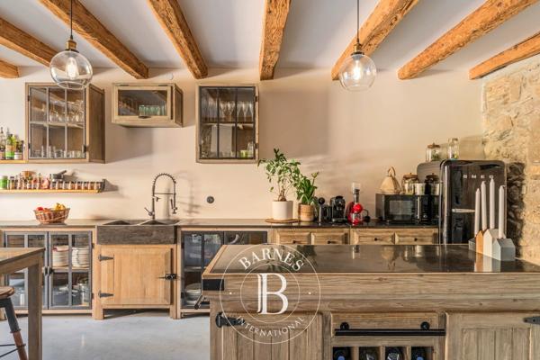 Sciez, Maison 5 Chambres -  304 m² à vendre